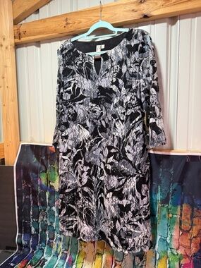 Emma & Michele Black and White Floral Midi Tunic Dress touch of grey XL